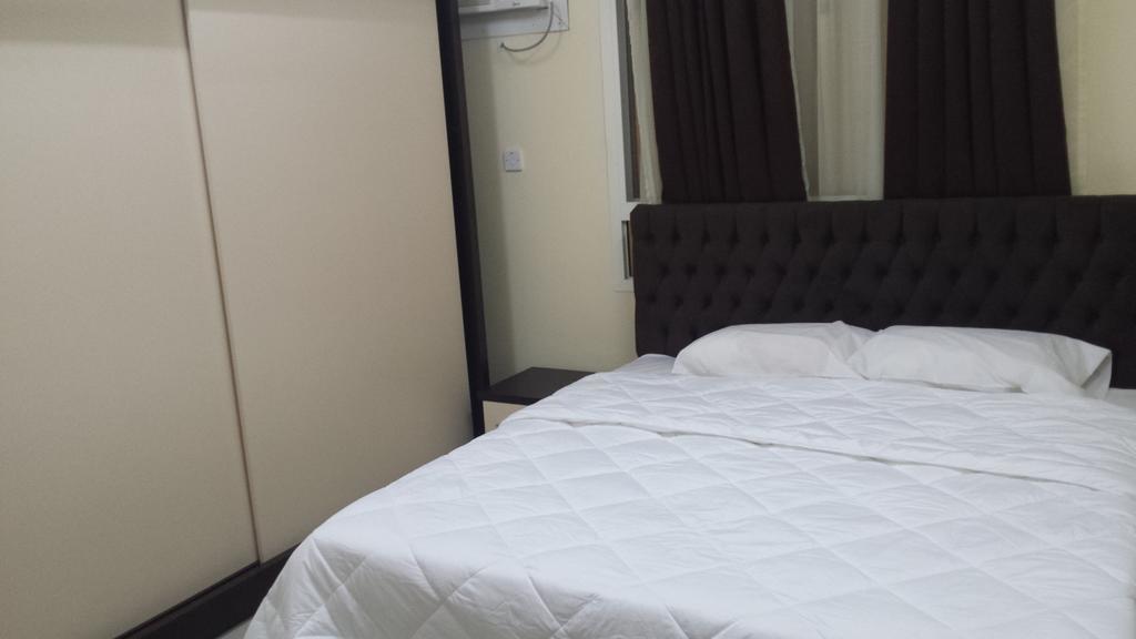 Golden Seasons Furnished Apartment Σαλάλα Δωμάτιο φωτογραφία