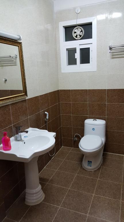 Golden Seasons Furnished Apartment Σαλάλα Εξωτερικό φωτογραφία