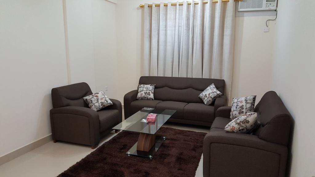 Golden Seasons Furnished Apartment Σαλάλα Εξωτερικό φωτογραφία
